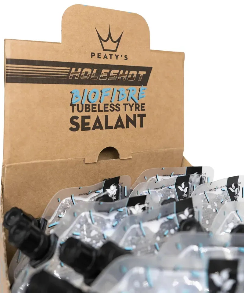 Peaty's Holeshot BioFibre Tubeless Tyre Sealant-5