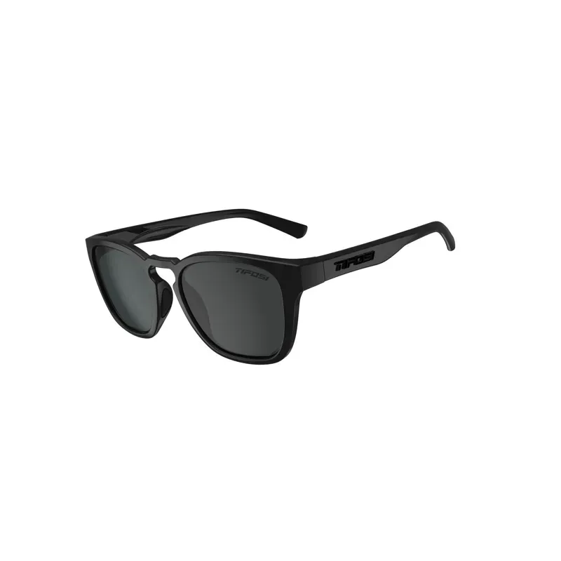 Tifosi Smirk Polarised Single Lens Sunglasses 2023: BLACKOUT size